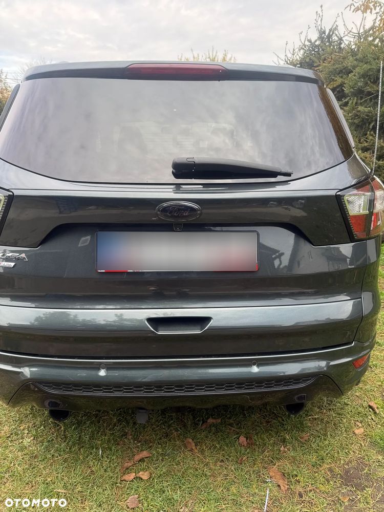 Ford Kuga - 13