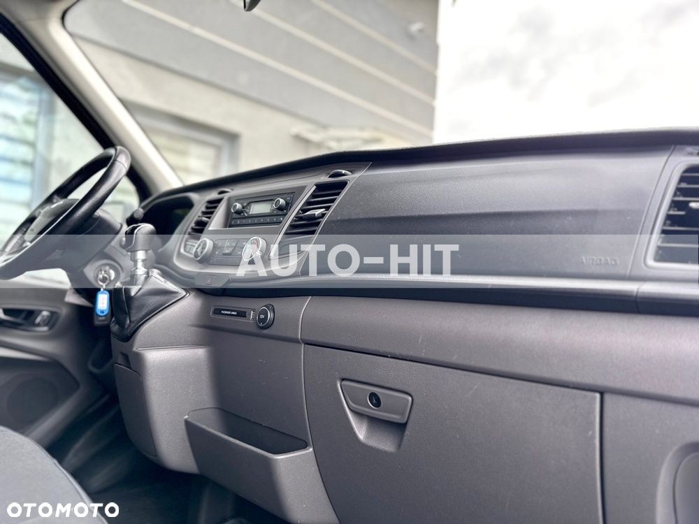 Ford Transit - 25