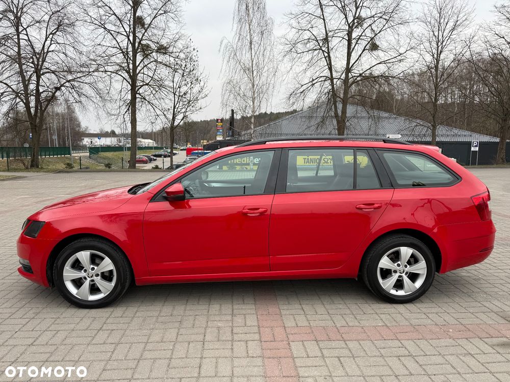 Skoda Octavia 1.6 TDI DSG Ambition - 5