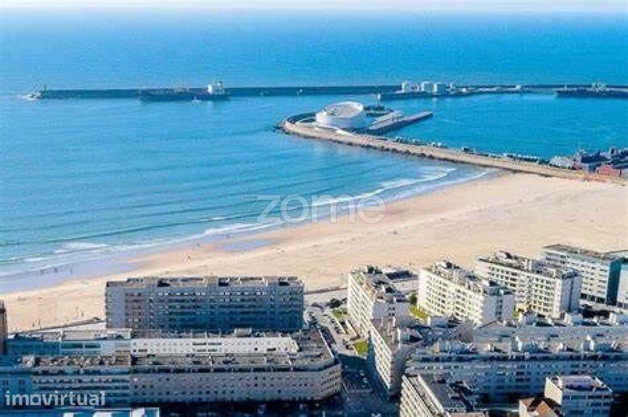 T2 de 95 m2 novo em Matosinhos Sul com lugar de garagem.