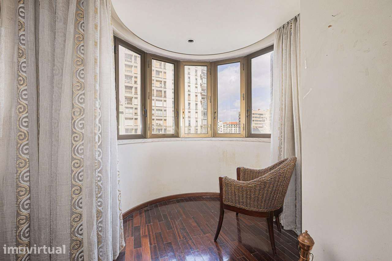 T4 com 180 m² e Garagem Box no Areeiro, Lisboa - Grande imagem: 2/38