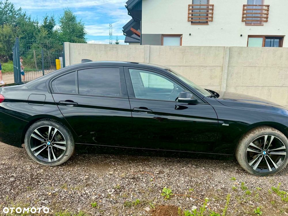BMW Seria 3 318i - 10