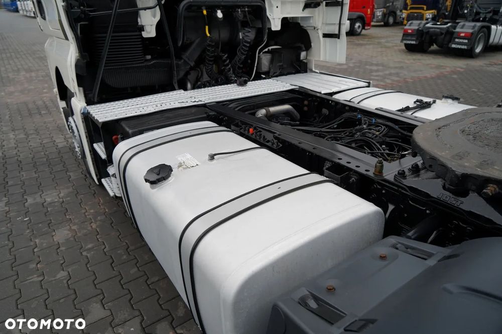 MAN TGX 18.460 / XLX / RETARDER / CAŁY NA PODUSZKACH - 13