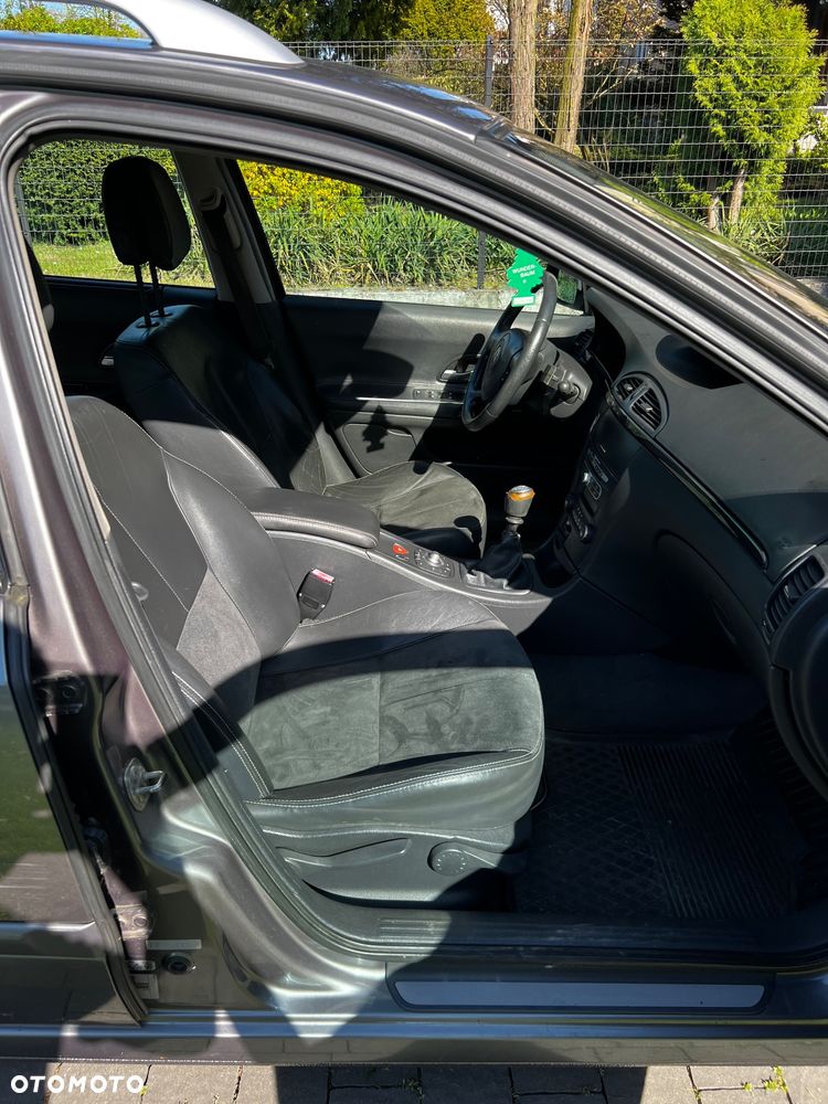 Renault Laguna 1.9 dCi Luxe Privilege - 17