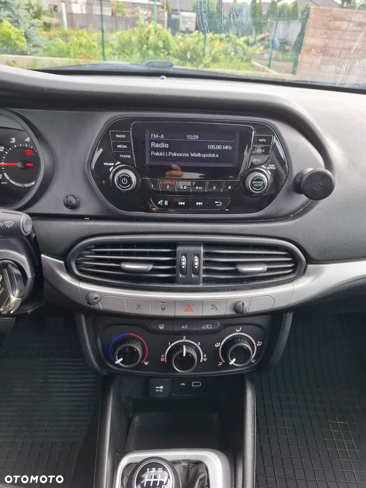 Fiat Tipo 1.4 16v Street - 11
