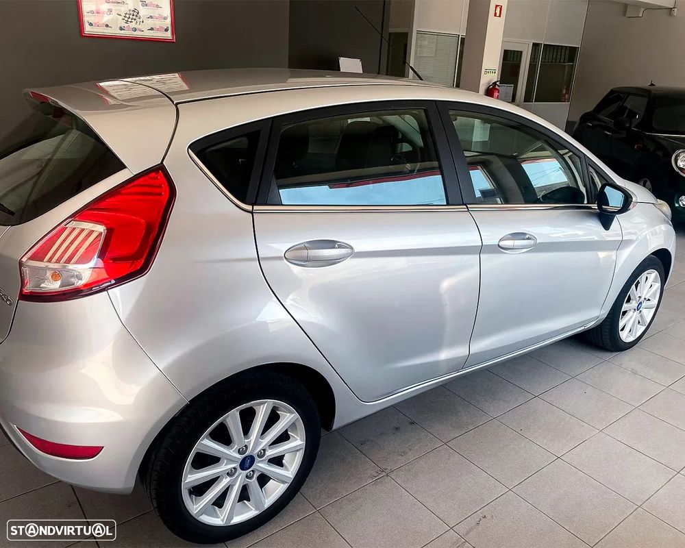 Ford Fiesta 1.0 Ti-VCT Titanium - 19