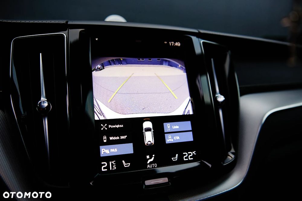 Volvo XC 60 D4 SCR AWD R-Design - 26