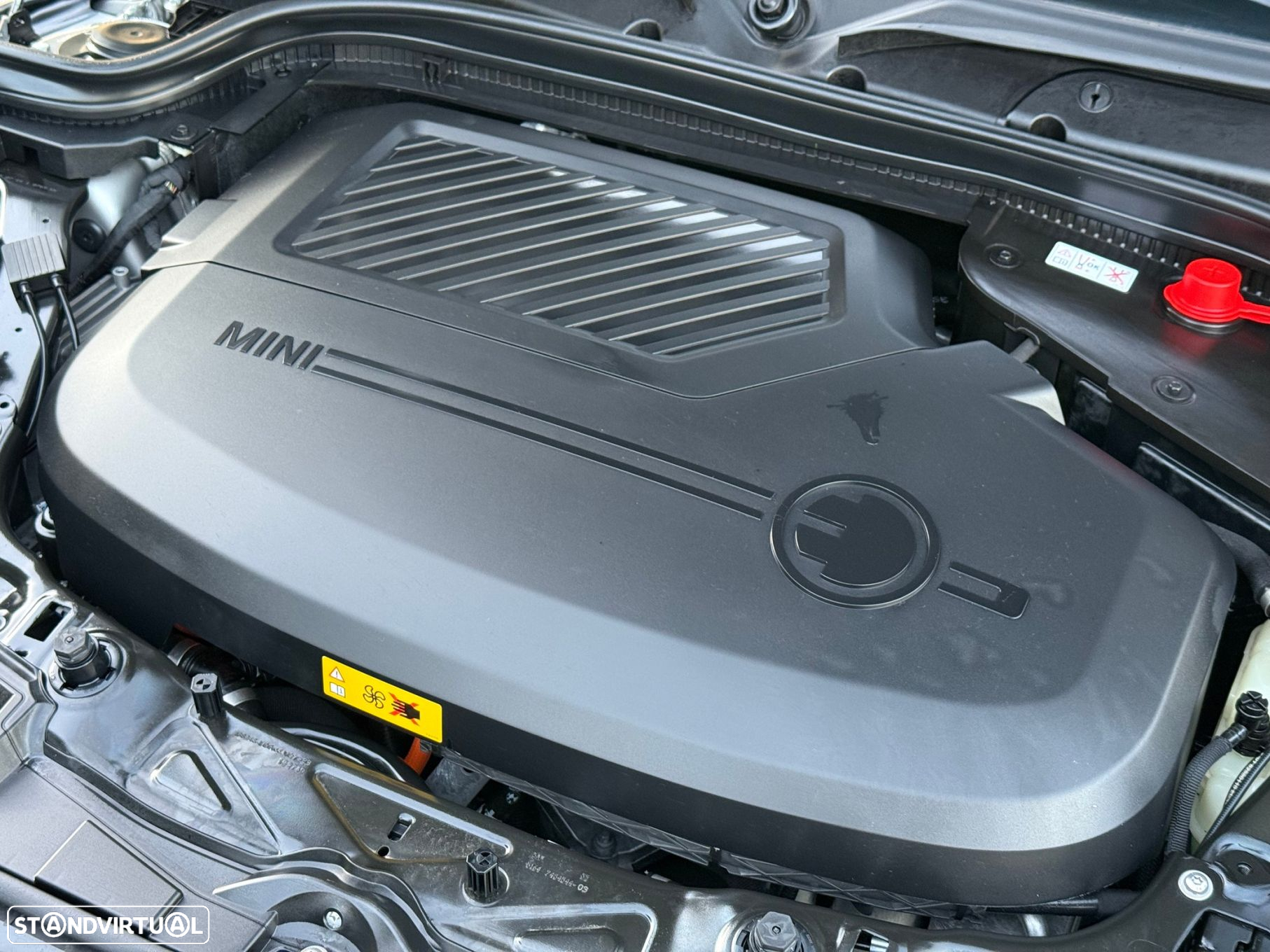 MINI 3 Portas Cooper SE Premium Essential - 47