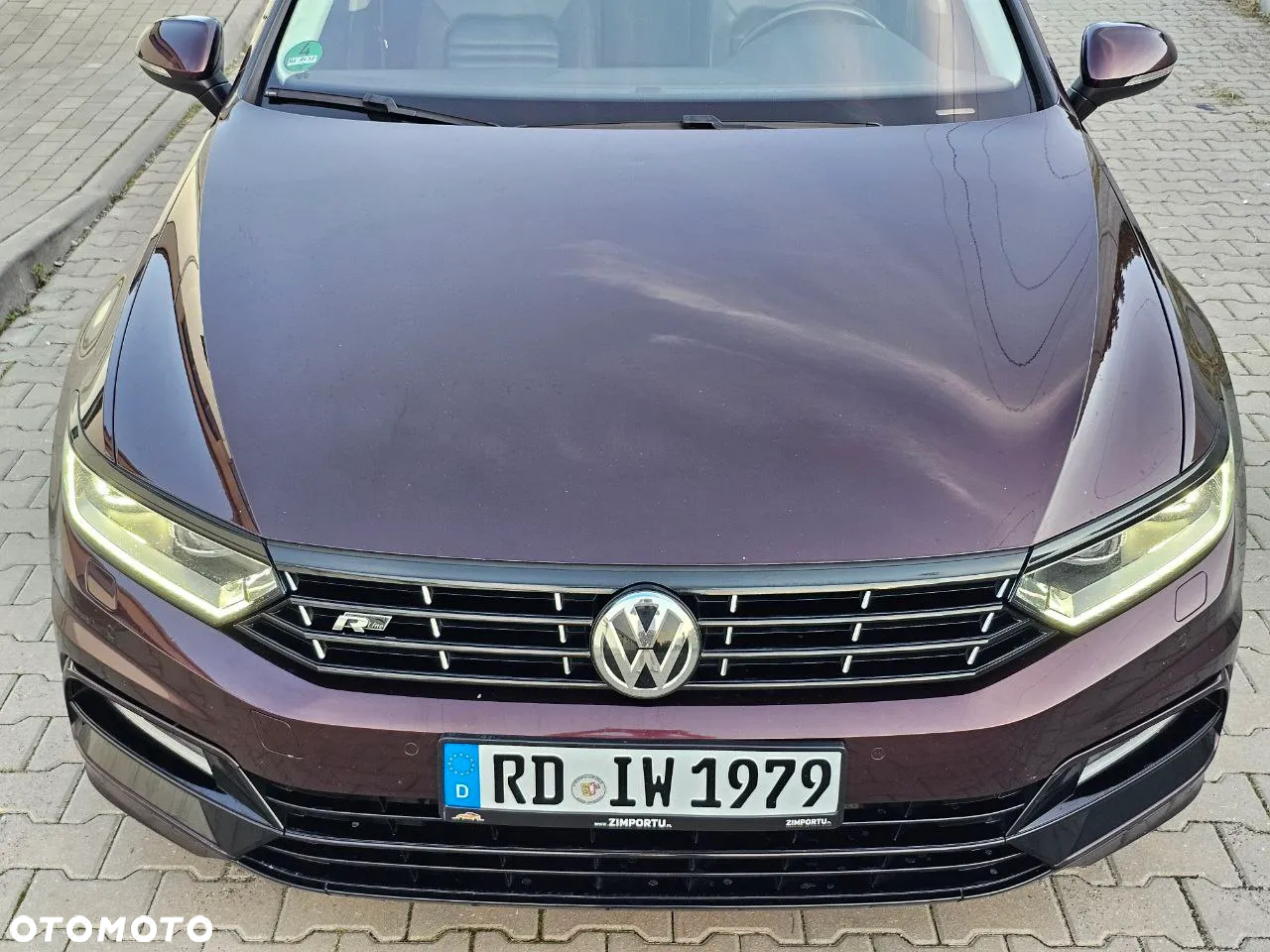 Volkswagen Passat - 5