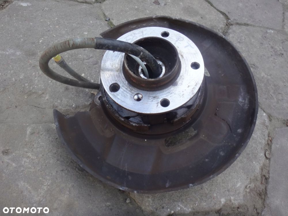 BMW E90 E91 PRZEDLIFT PIASTA PRAWA PRAWY TYŁ TYLNA - 7