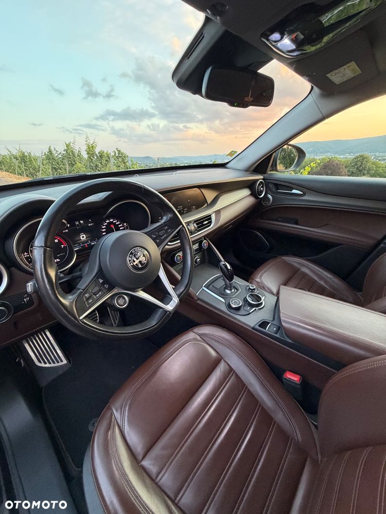 Alfa Romeo Stelvio 2018 photo 5