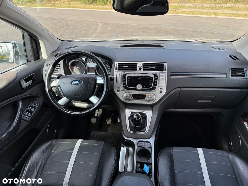 Ford Kuga 2.0 TDCi 4WD Titanium - 17