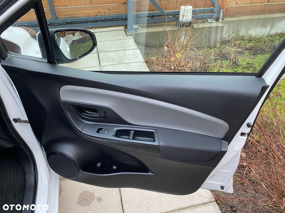 Toyota Yaris 1.5 Active - 8