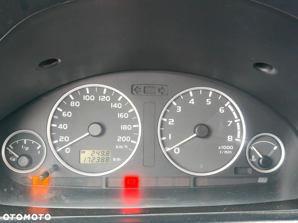 Mitsubishi Space Star 1.6 Intense - 22