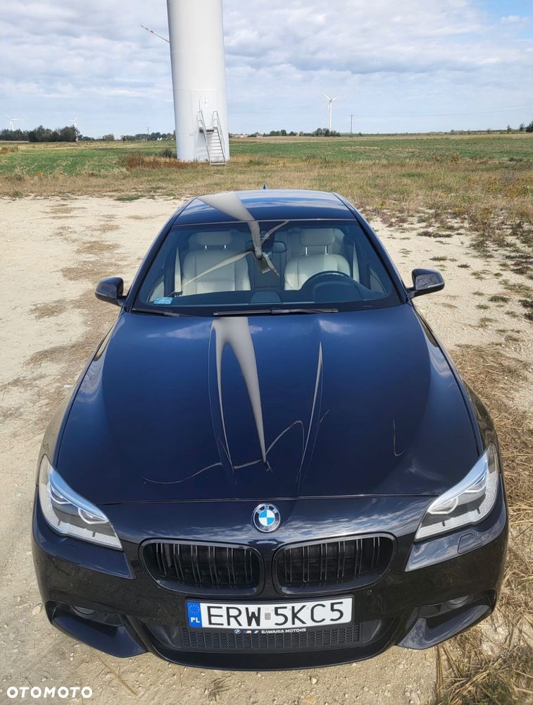 BMW Seria 5 528i xDrive - 7