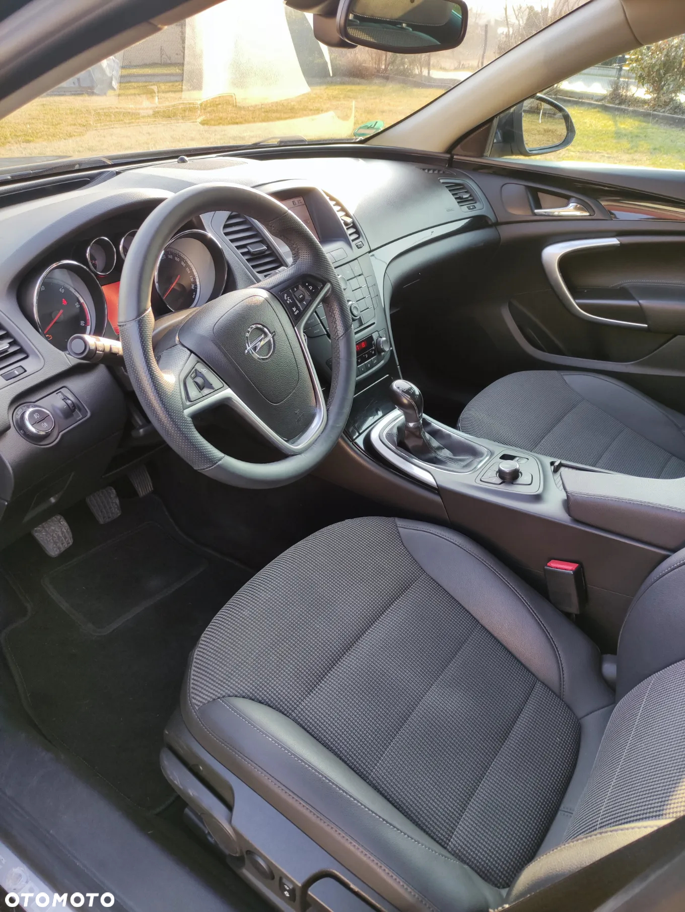 Opel Insignia - 10