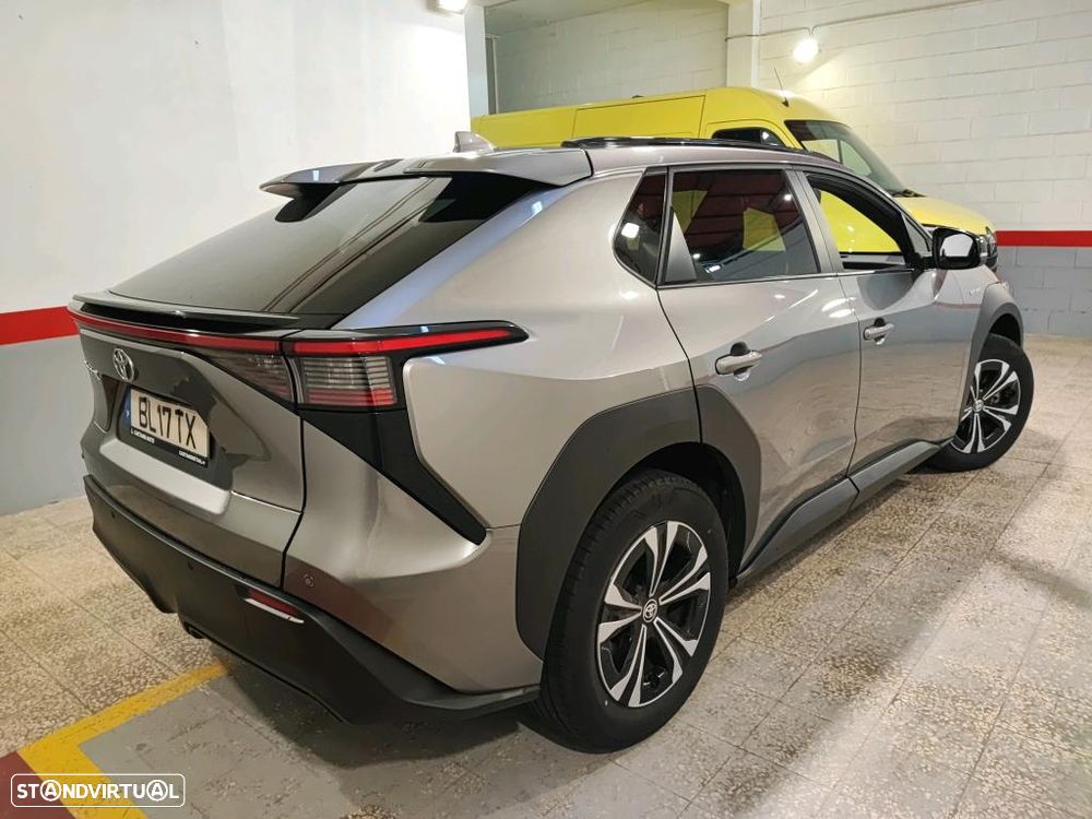 Toyota bZ4X 71,4 kWh Premium - 4