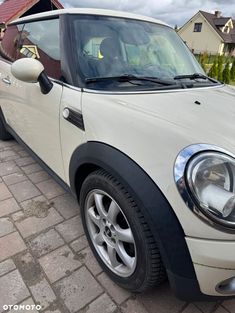 MINI ONE Standard - 7