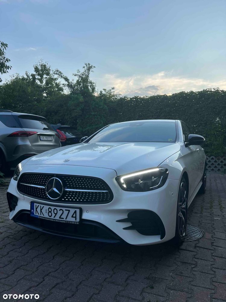 Mercedes-Benz Klasa E 220 d 4-Matic - 1