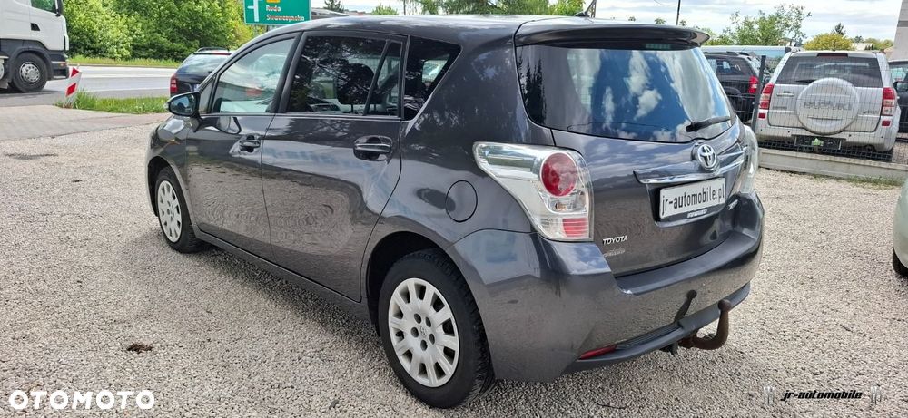 Toyota Verso 2.0 D-4D 5-Sitzer Life - 4