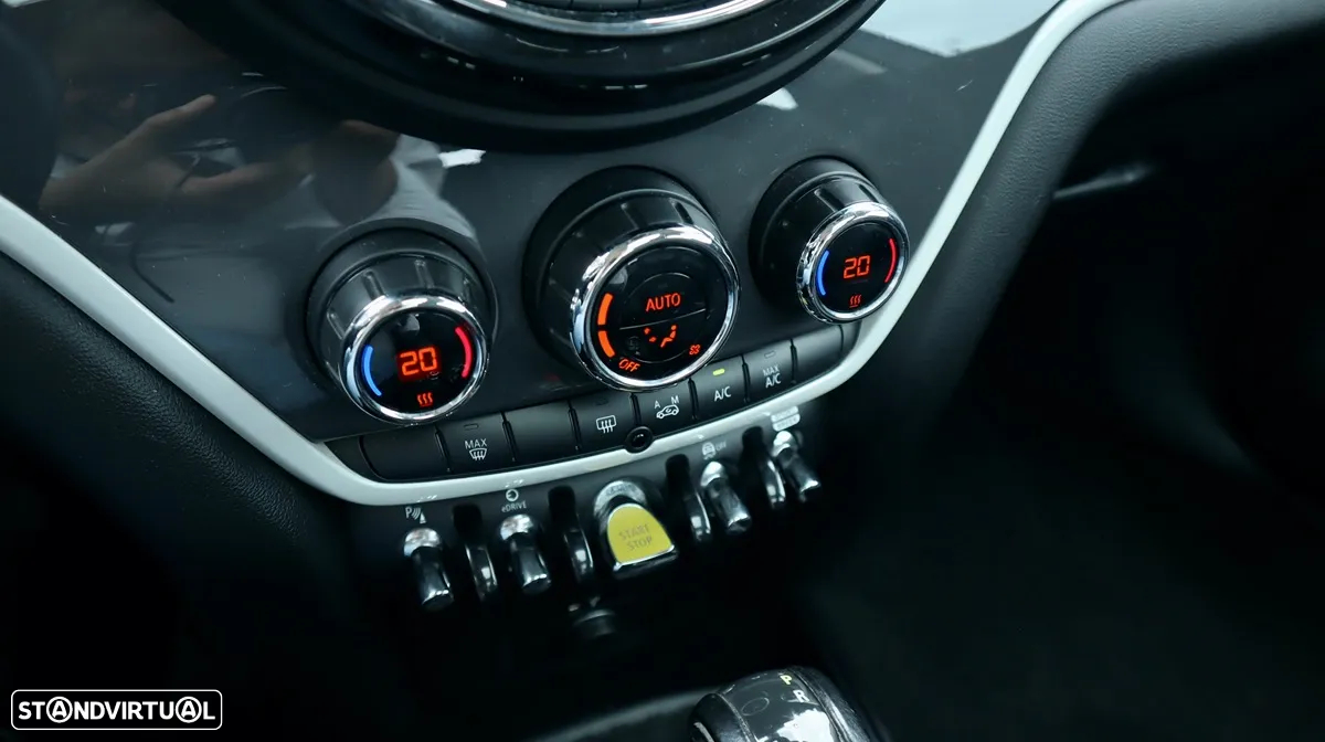 MINI Countryman Cooper SE ALL4 Auto - 38