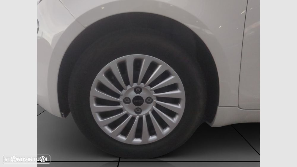 Fiat 500e C Icon - 10