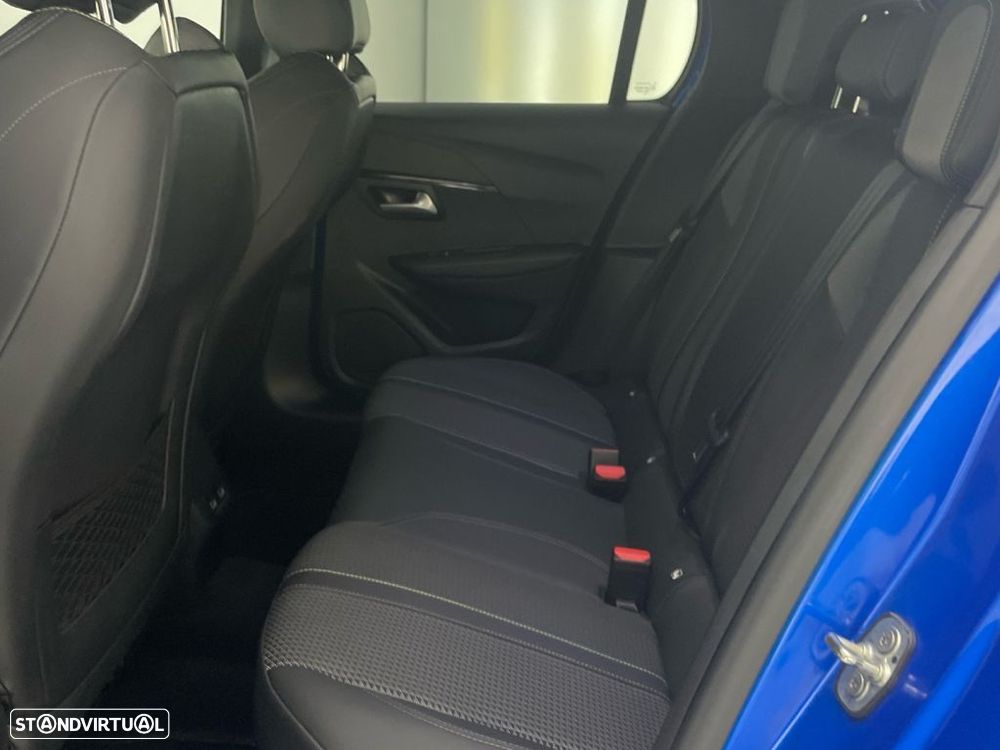 Peugeot 208 1.2 PureTech GT Line EAT8 - 12
