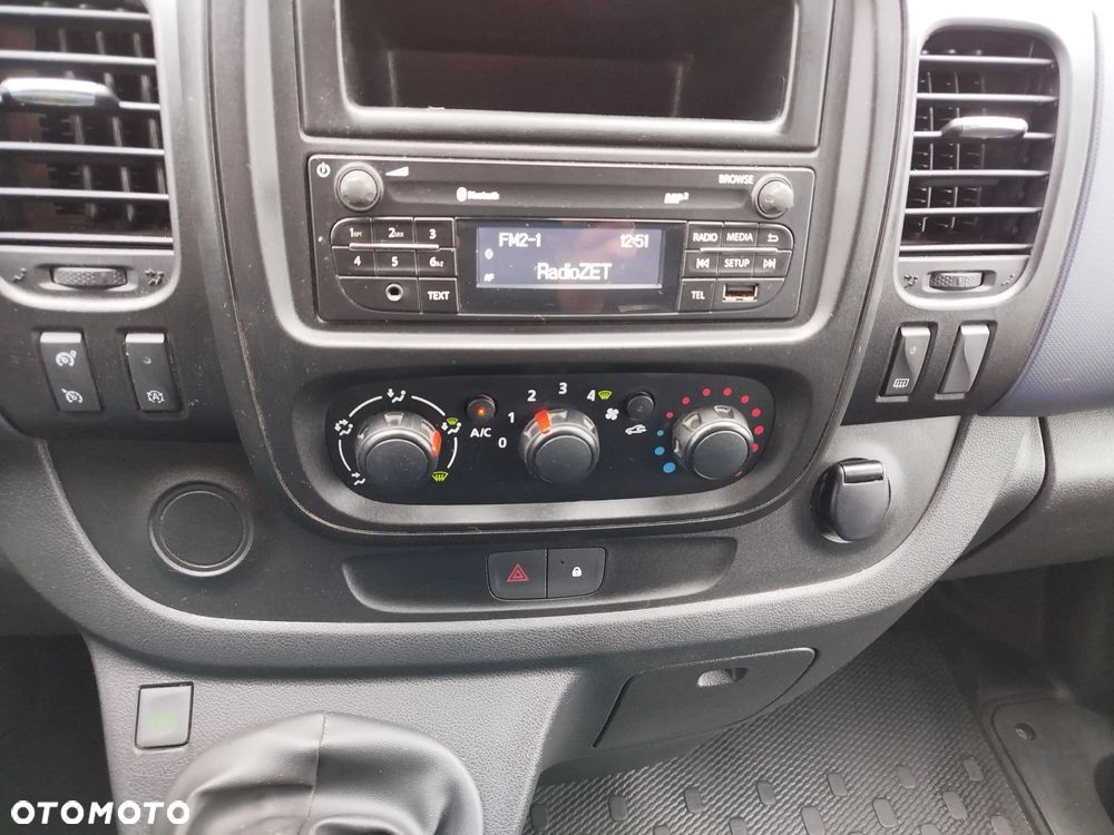 Opel Vivaro - 21