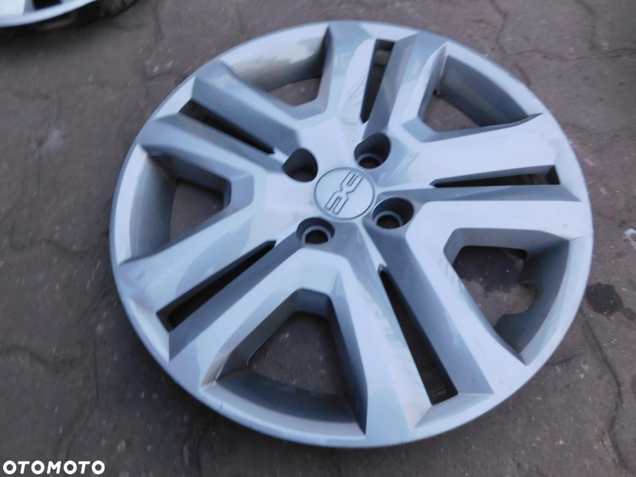 kołpak 16" DACIA SANDERO STEPWAY DUSTER - 2