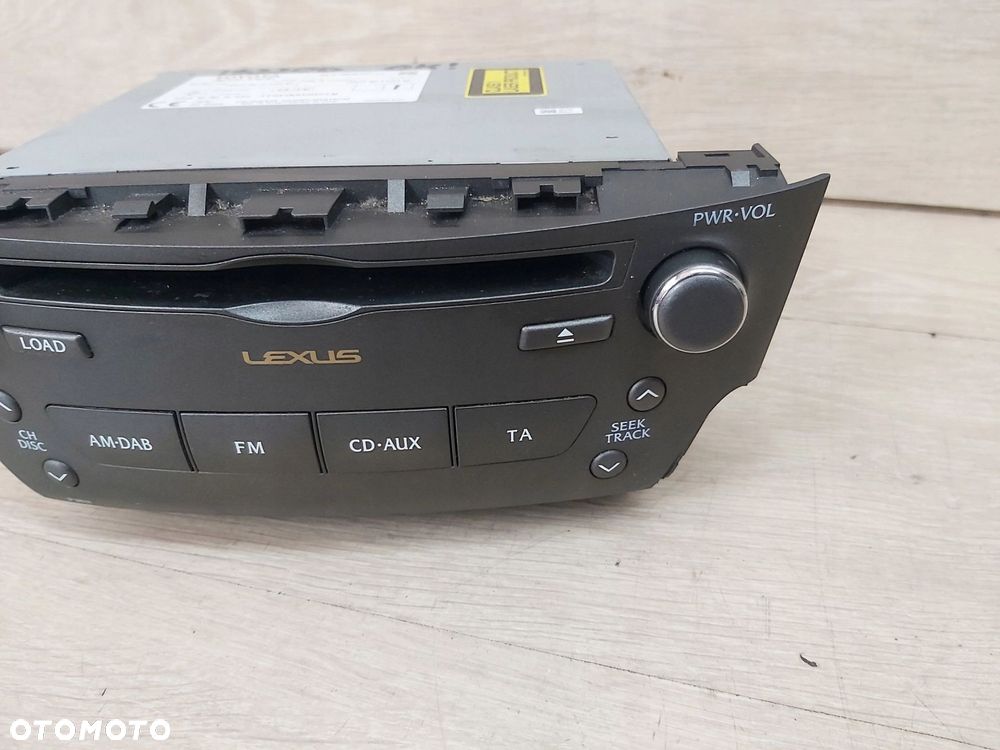 LEXUS IS II 200 220d radio CD odtwarzacz 86120-53B30 - 3