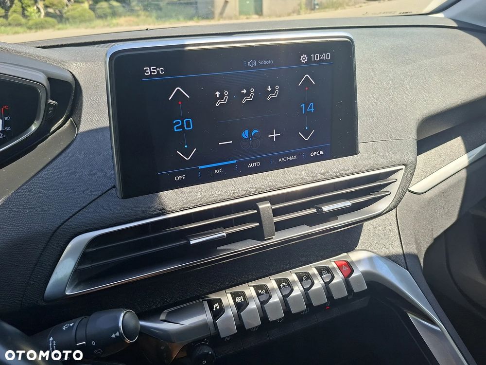 Peugeot 3008 - 17