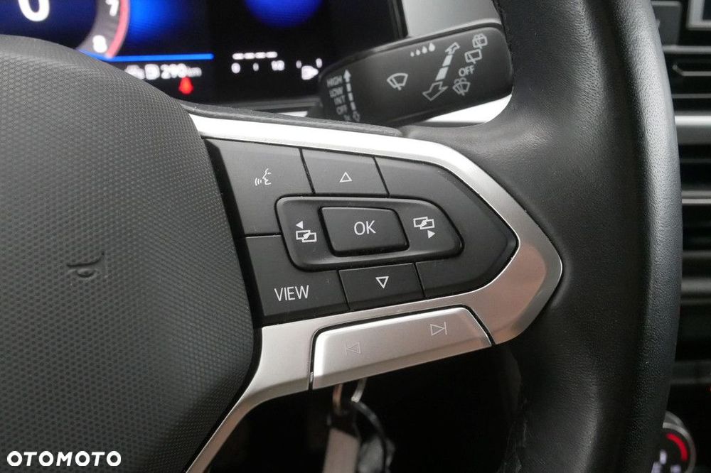 Volkswagen T-Roc 1.5 TSI Life - 22