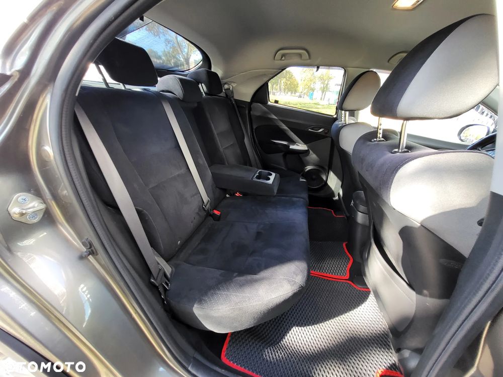 Honda Civic 1.8 Comfort - 29