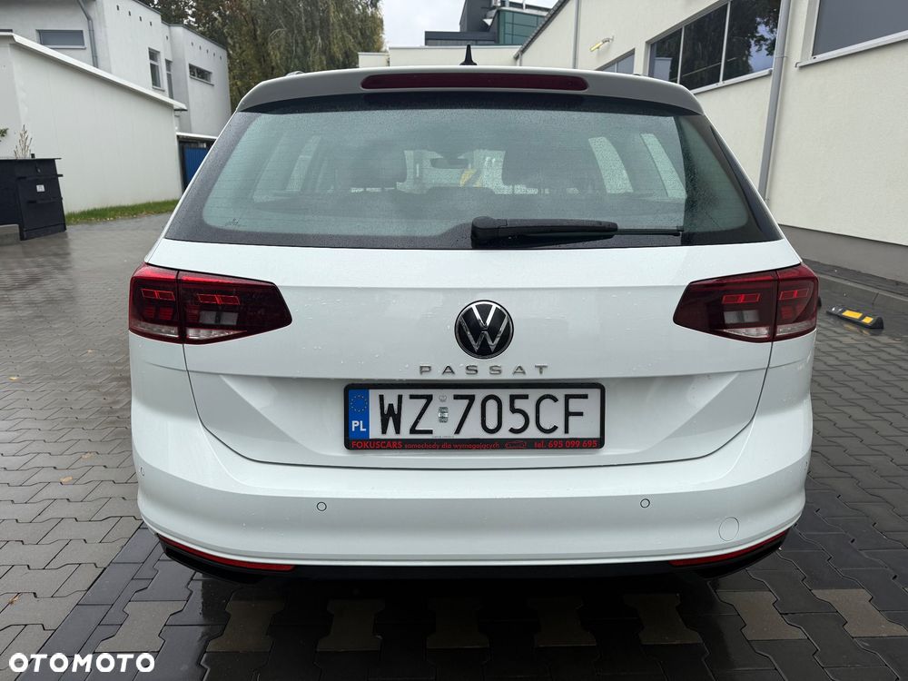 Volkswagen Passat 1.5 TSI EVO Business - 9