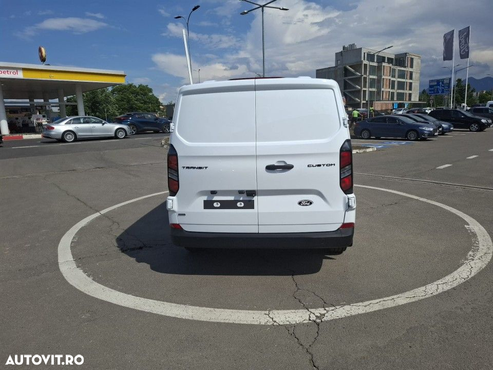 Ford Transit Custom - 5