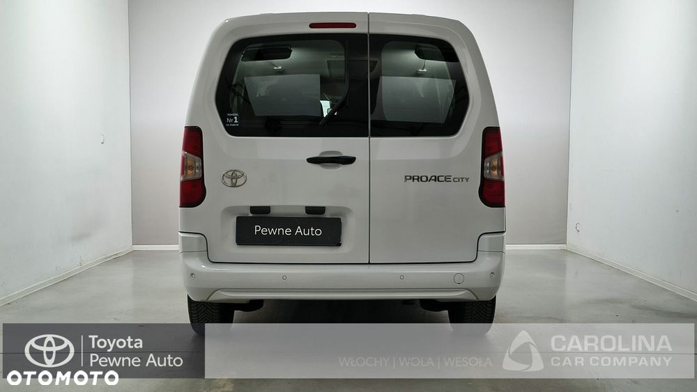 Toyota Proace City Verso 2025
