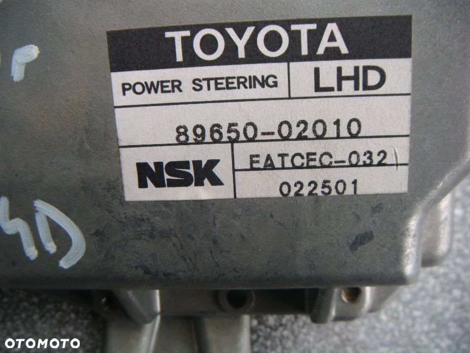 toyota corolla e12 03r  moduł wspomagania 8965002010 - 2