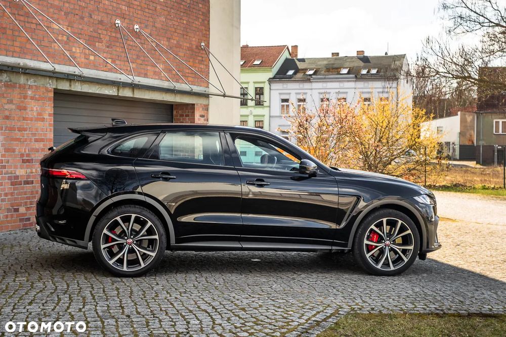 Jaguar F-Pace 5.0 V8 P550 AWD SVR - 6
