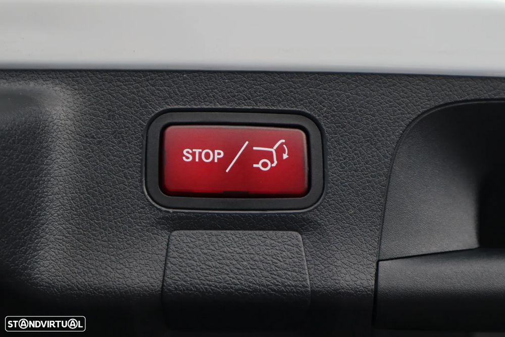 Mercedes-Benz CLA 250 e Shooting Brake AMG Line - 8