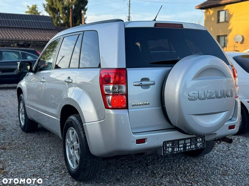 Suzuki Grand Vitara - 3