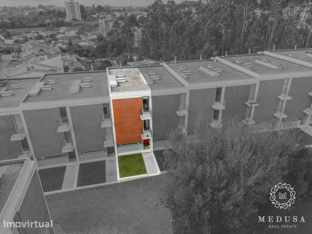 Moradia T4+2 em condomínio Privado | Moreira da Maia, Porto - Grande imagem: 3/27