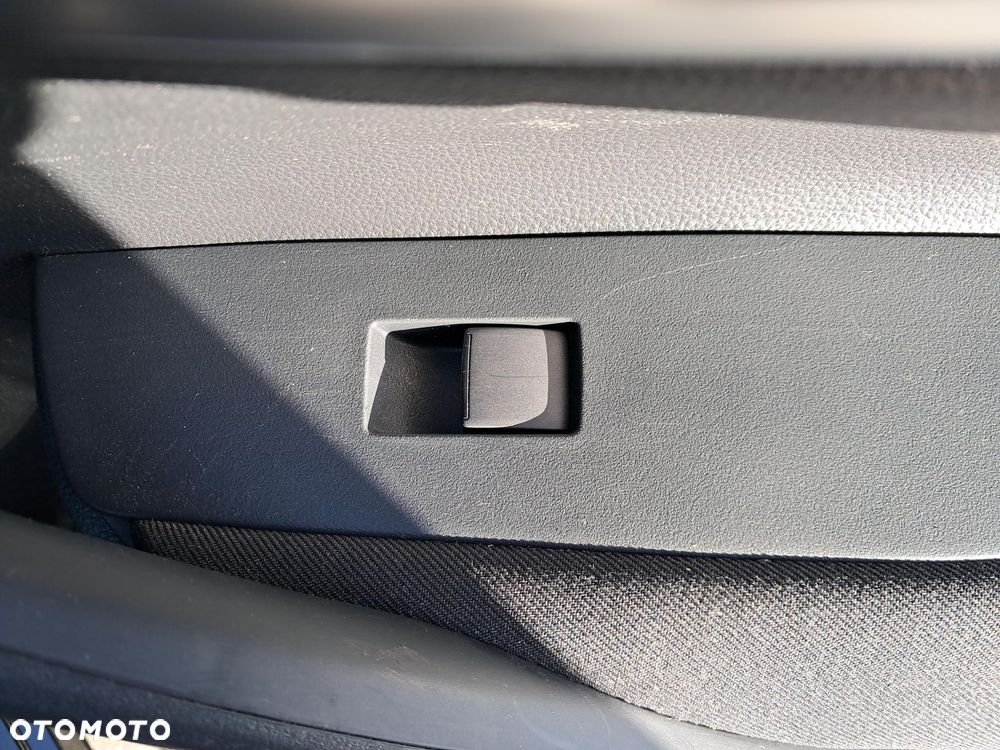 Toyota Corolla 1.5 Active - 27