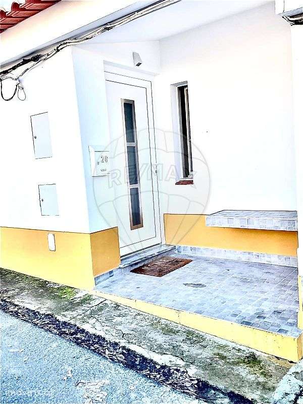 Moradia T3 para venda - Grande imagem: 2/23