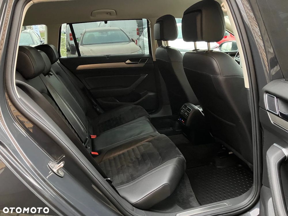 Volkswagen Passat 1.8 TSI BMT Highline DSG - 18