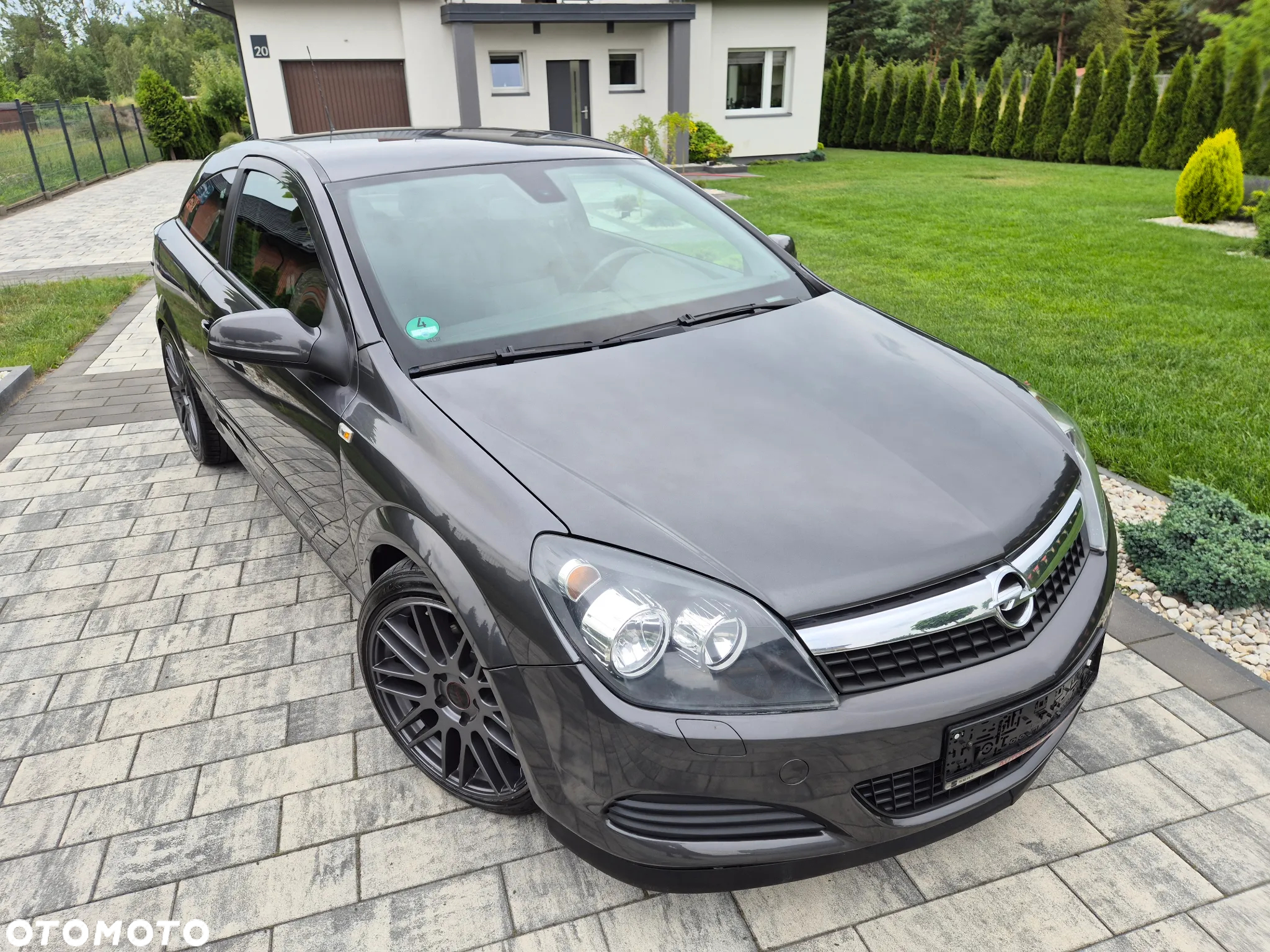 Opel Astra GTC 1.6 - 5