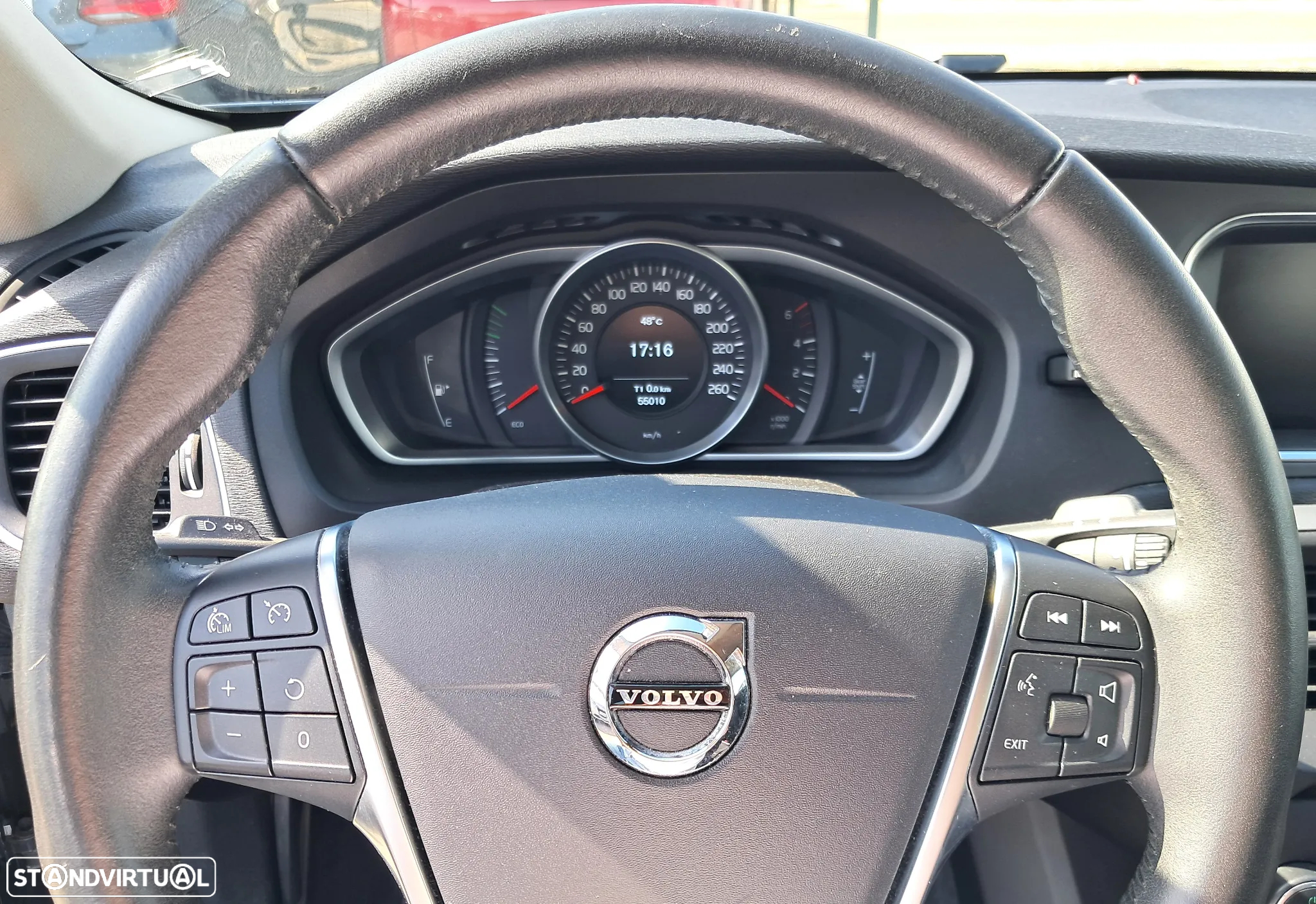 Volvo V40 2.0 D3 Momentum - 6