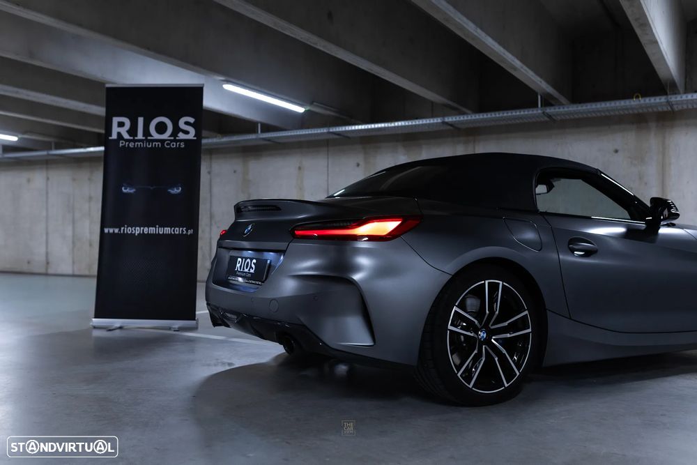 BMW Z4 30 i Pack M - 21