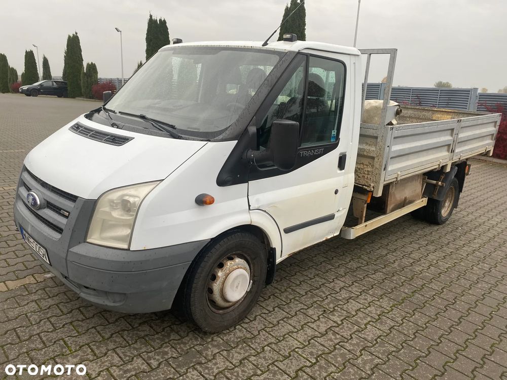Ford Transit - 1