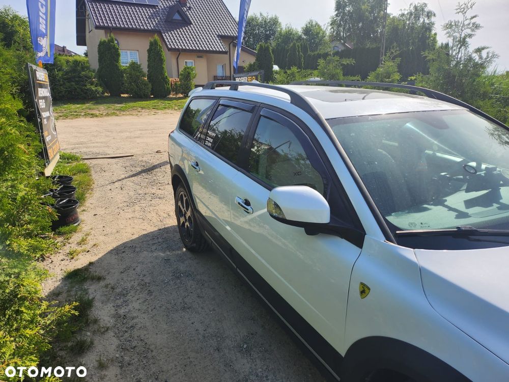 Volvo XC 70 3.2 AWD Momentum - 3