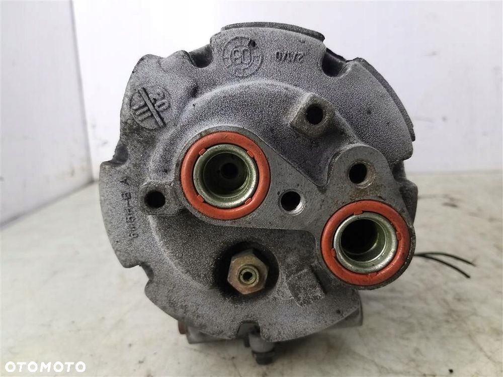 Sprężarka klimatyzacji FORD FOCUS MK2 II 1.8DIESEL 115KM 2004–2011 2 PINY - 4